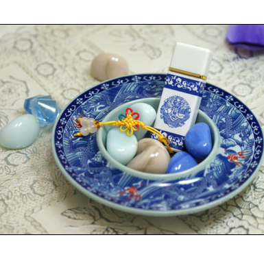 青花瓷型陶瓷盘
